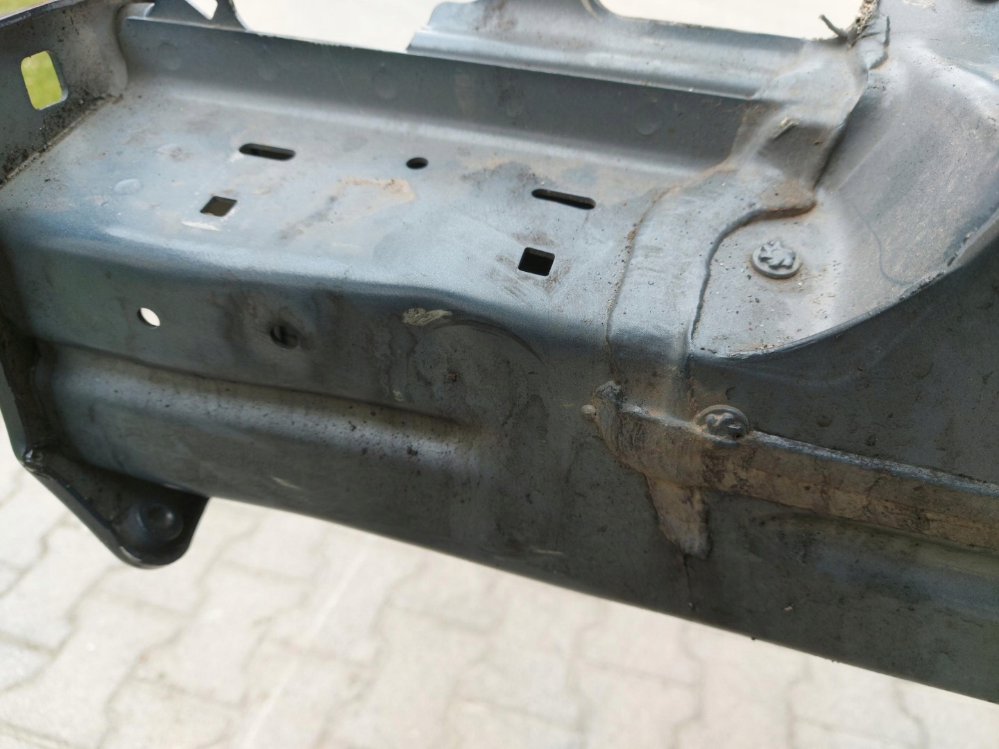VW Multivan 7T0 T7 2023r quarter right front quarter