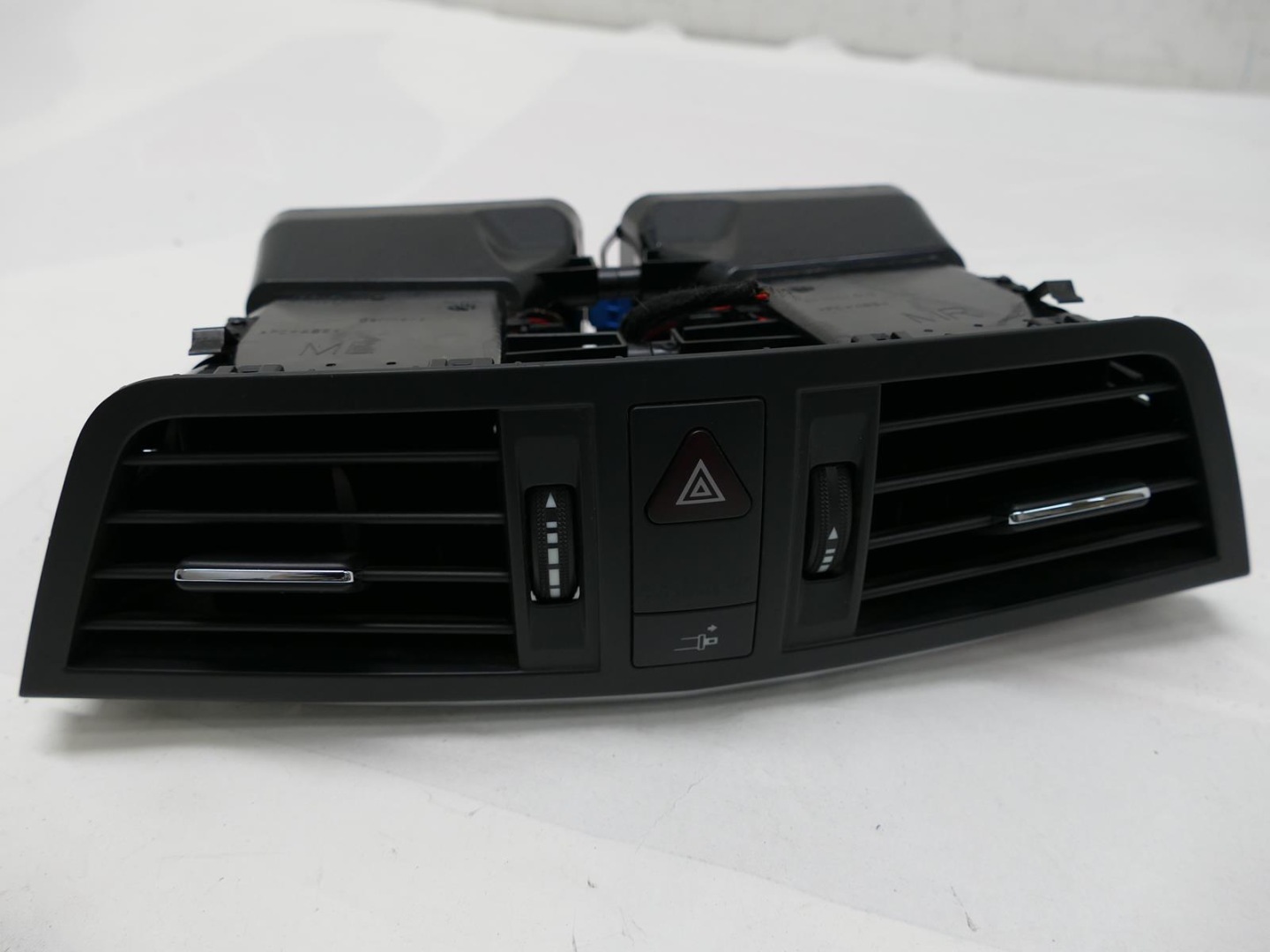 MERCEDES E W207 C207 grid air conditioning devices central