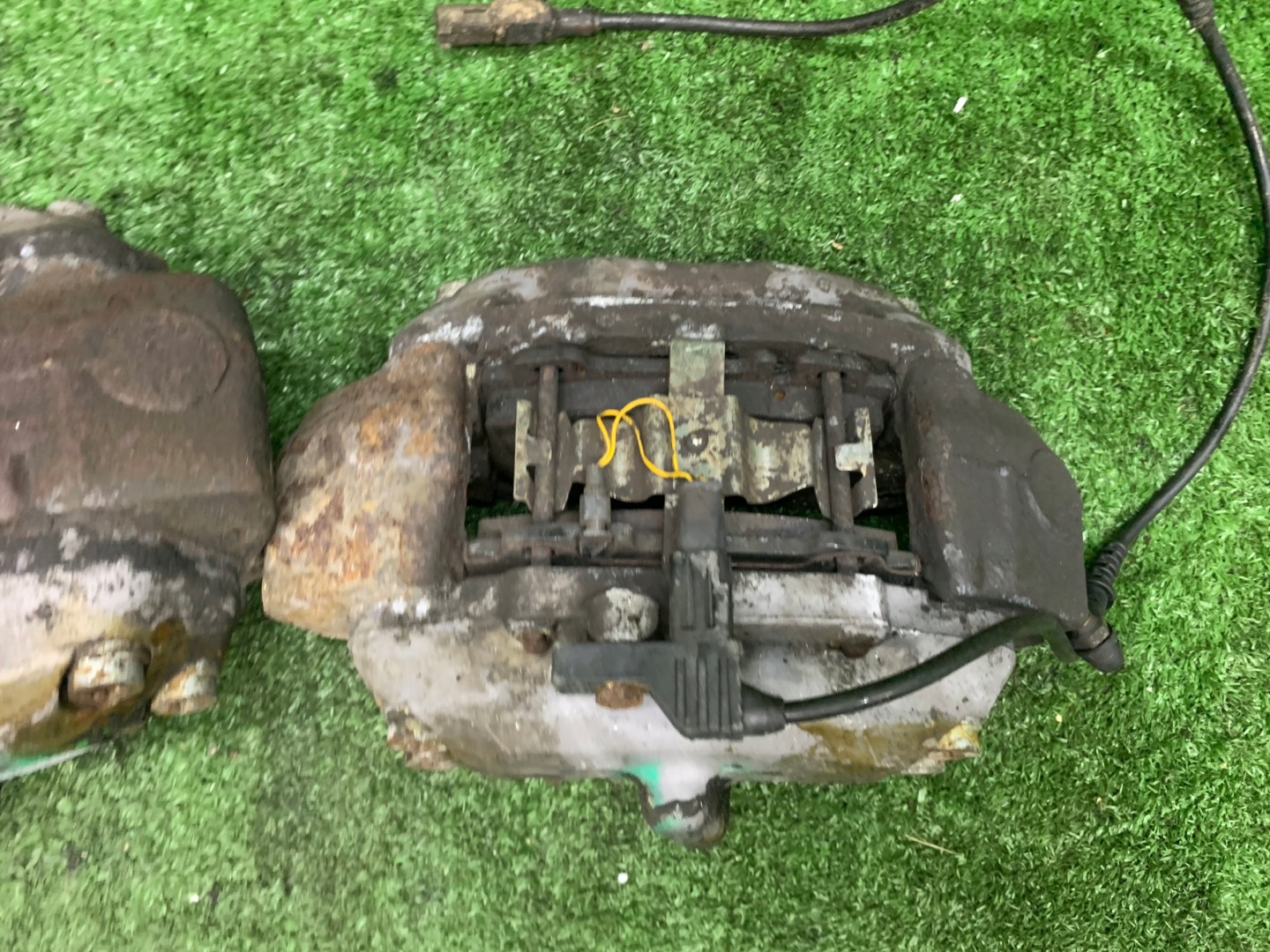 Mercedes w211 caliper calipers front front BREMBO front w220 left right