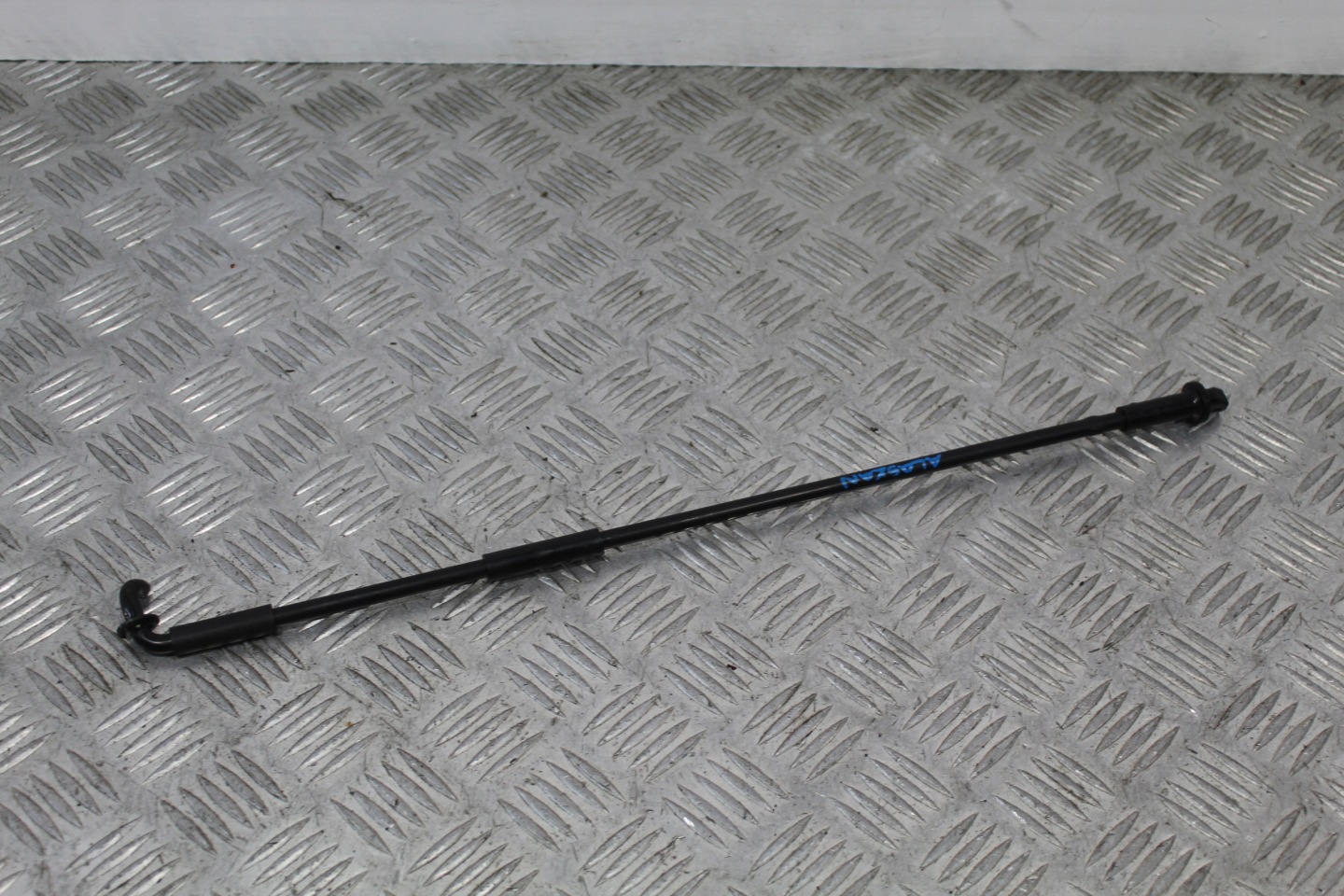 SUPPORTO DEL COFANO RENAULT ALASKAN