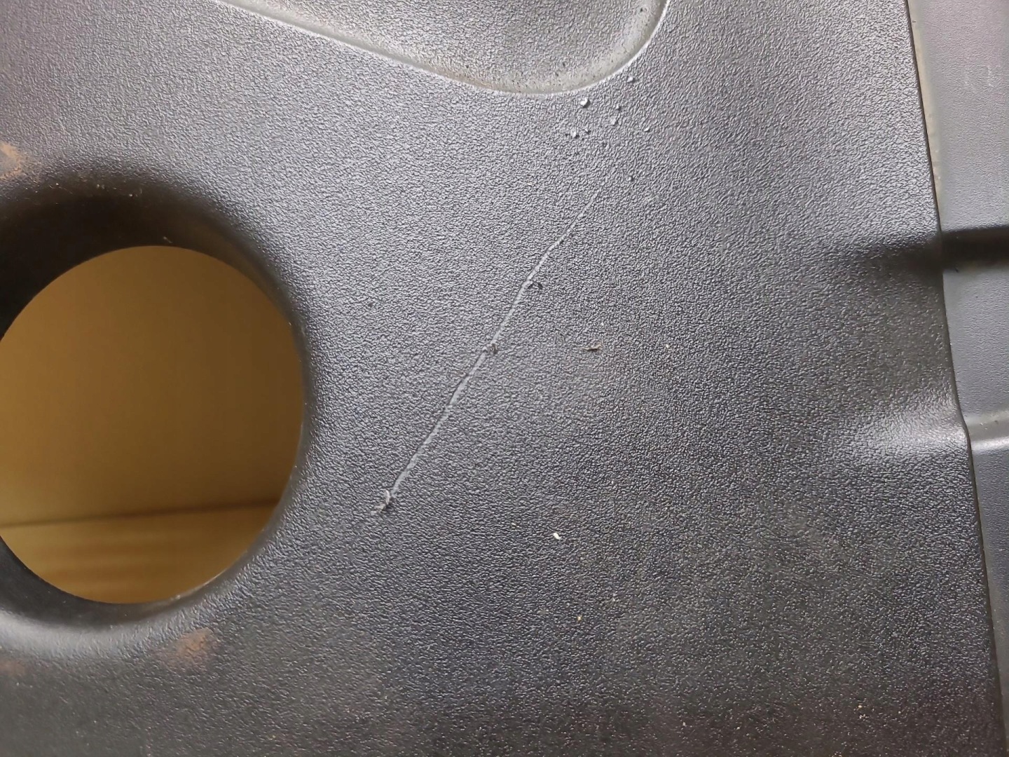 cover upper of the engine Audi A4 B8 2011 06J103925