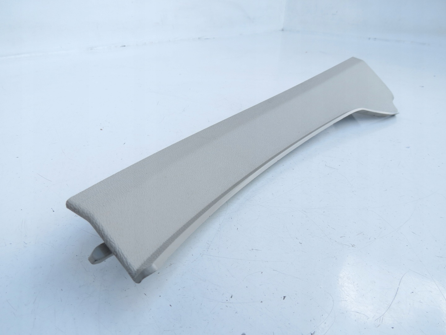 cover moulding SLUPKA A right front VOLVO XC60 II