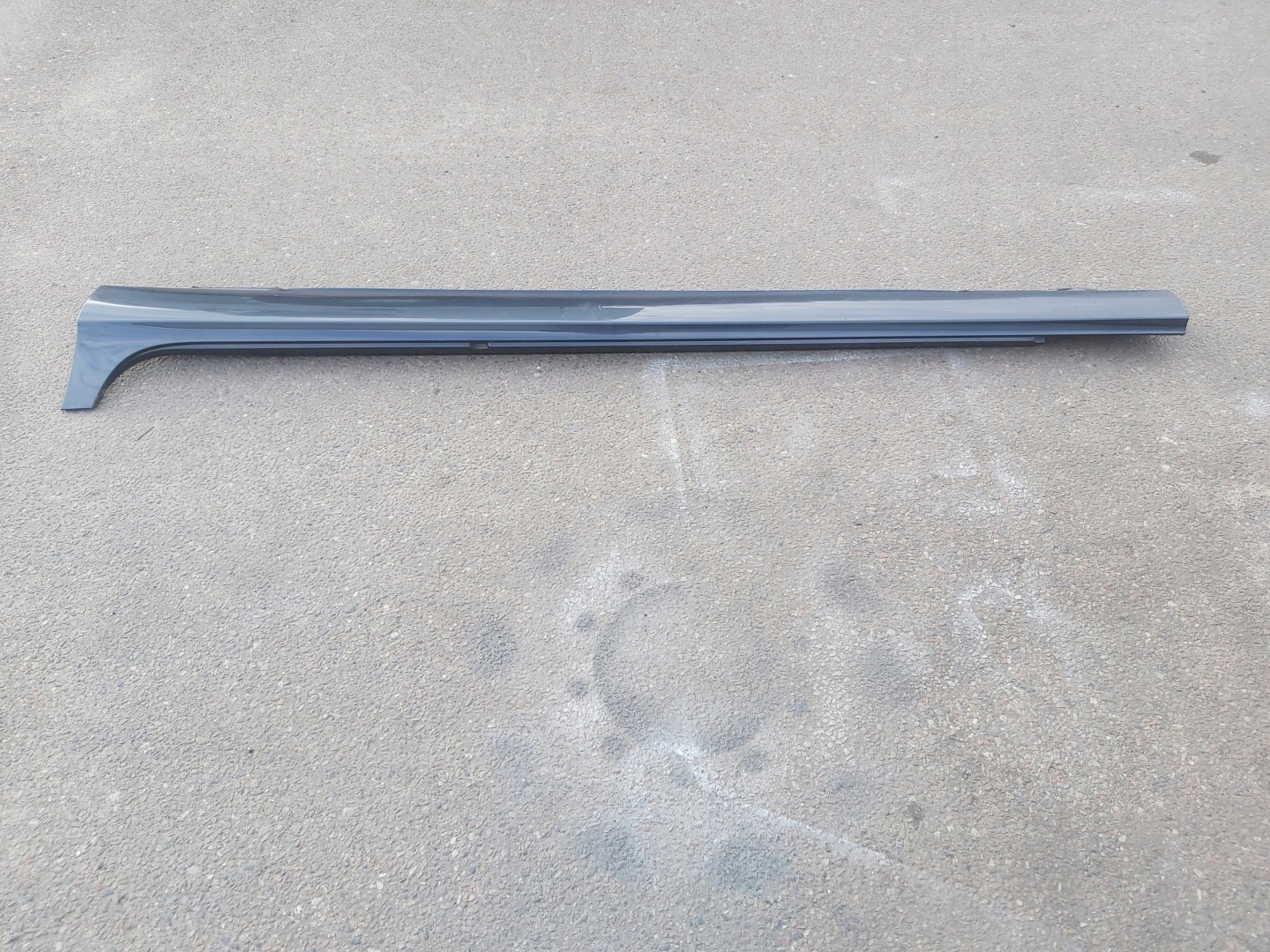moulding threshold left threshold left 2186900340 755 MERCEDES CLS W218 AMG
