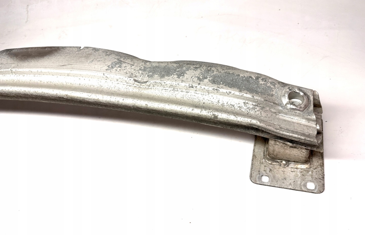 AUDI TT 8S träger Alu der Stoßstange heck 8S0807309