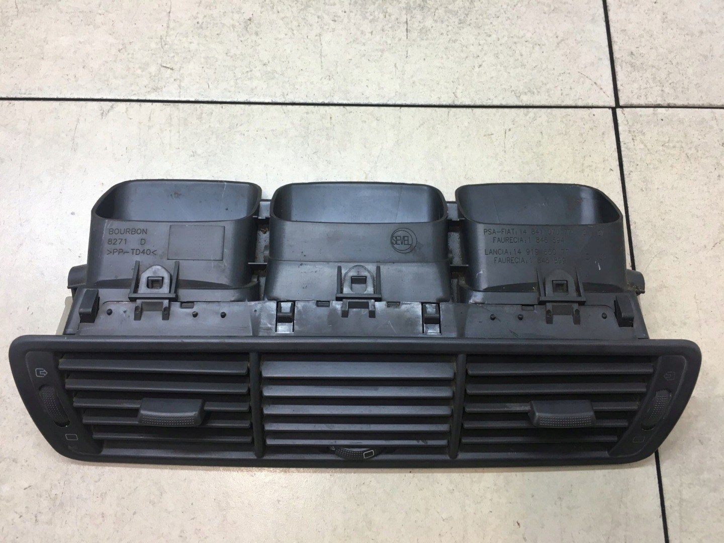 grid air conditioning devices central PEUGEOT 807 1484107077