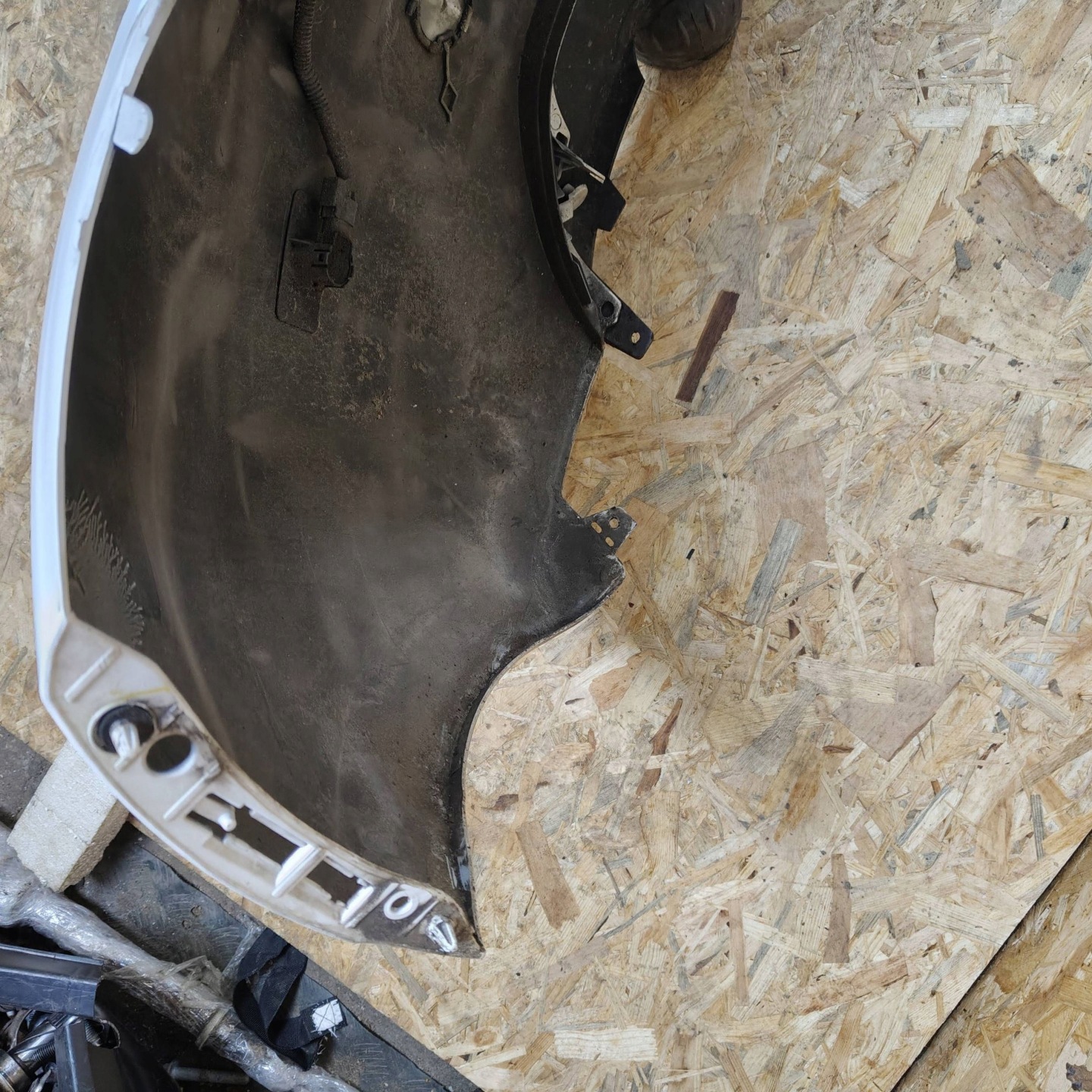 Paraurti posteriore posteriore Peugeot 208 e 4XPDC