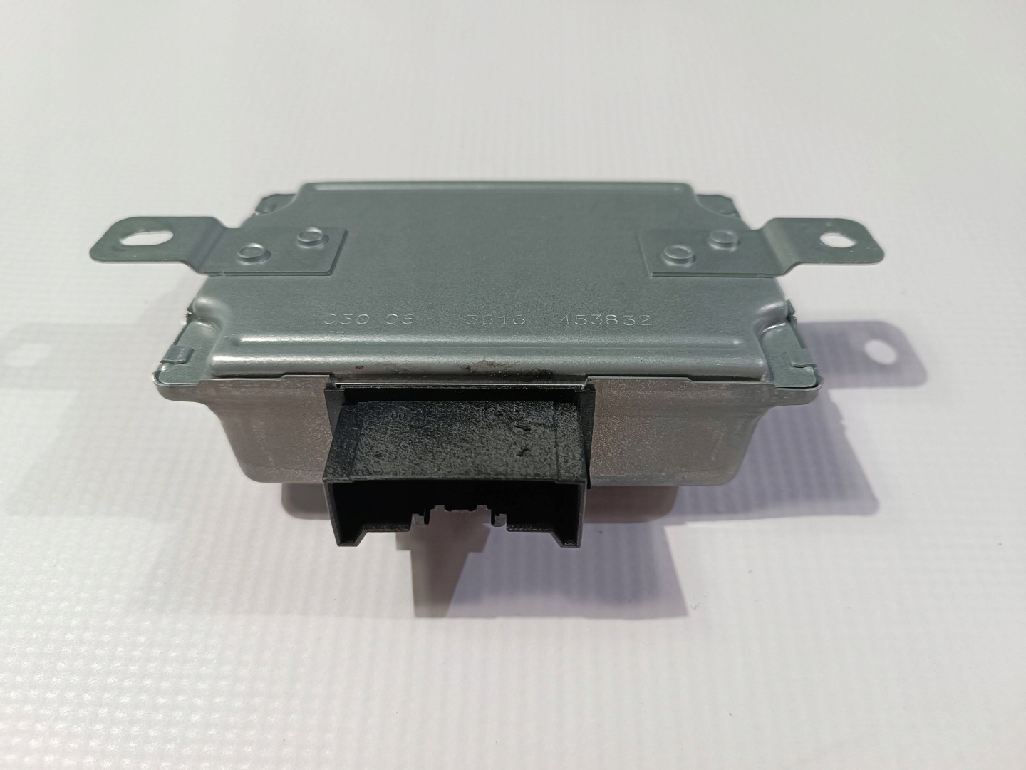 modulo Centralina stabilizator di tensione Maserati Ghilbi SQ4 2013