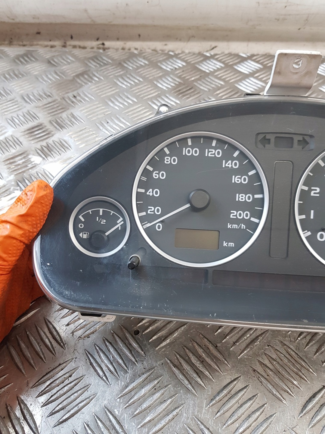 dials MITSUBISHI SPACE STAR and LIFT 1.6 04R- EUROPA