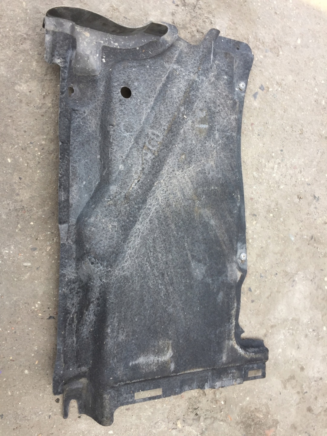 AUDI A6 C7 cover cover chassis left 4G0825215E