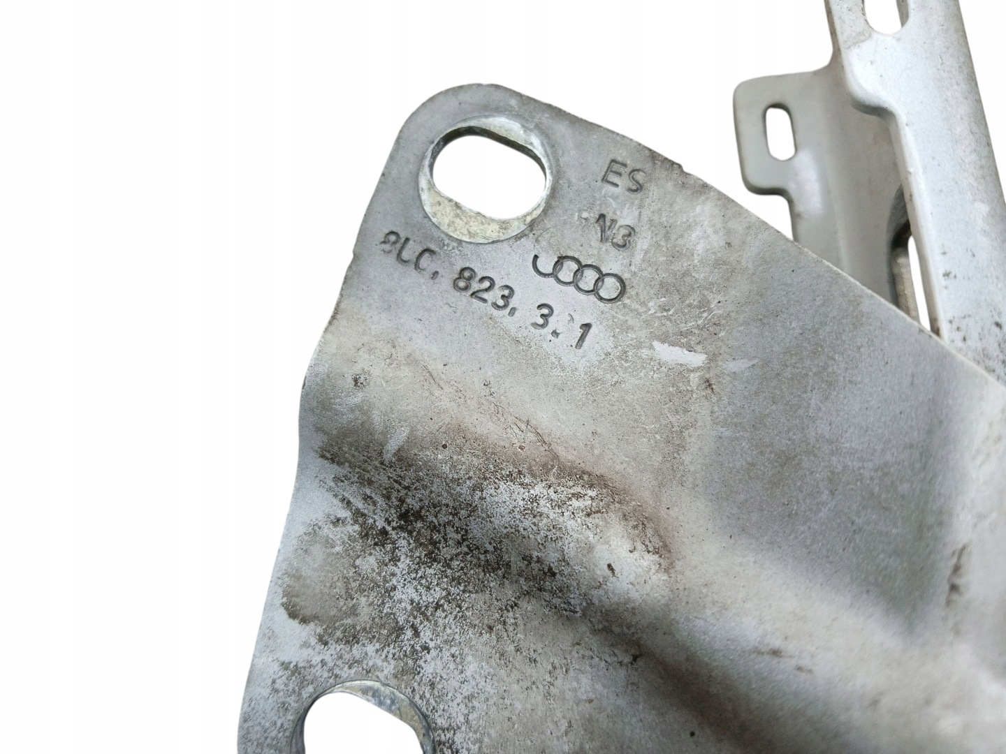hinges hinge right left KPL bonnets AUDI Q3 and 8U 8U0823302 8U0823301