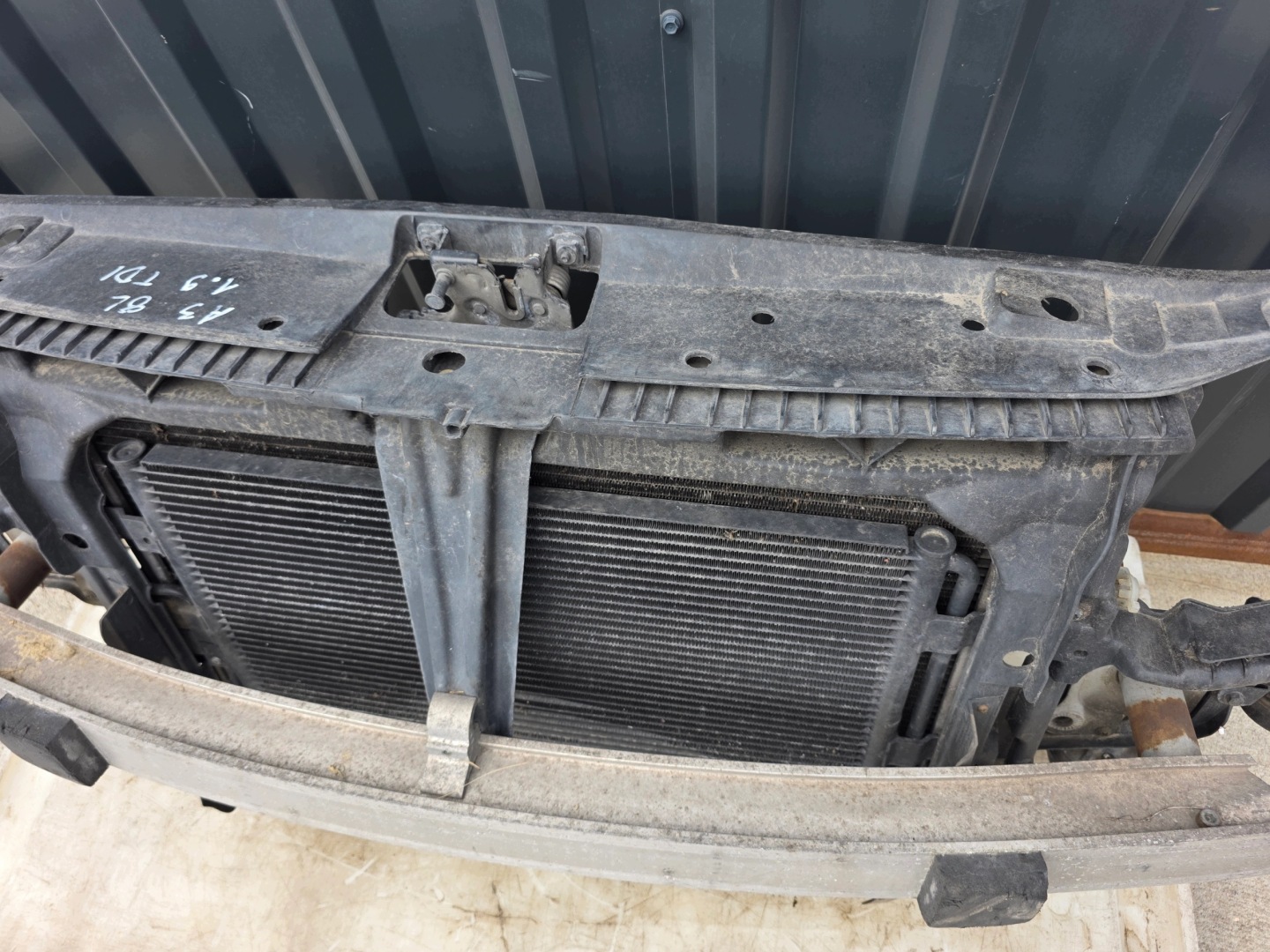 support panel for radiators complete AUDI A3 8L LIFT 1.9 TDI original !!!
