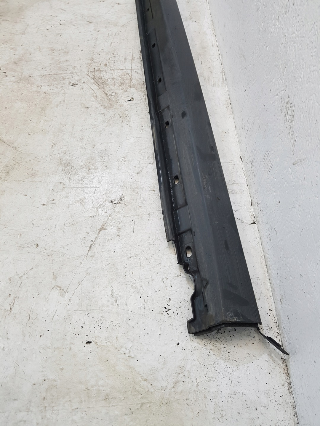 cap for threshold left AUDI A4 B6 8E0853859