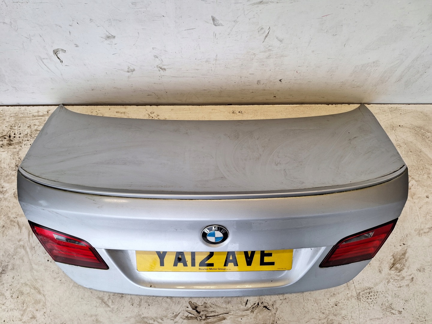 BMW 5 F10 10-17 boot door