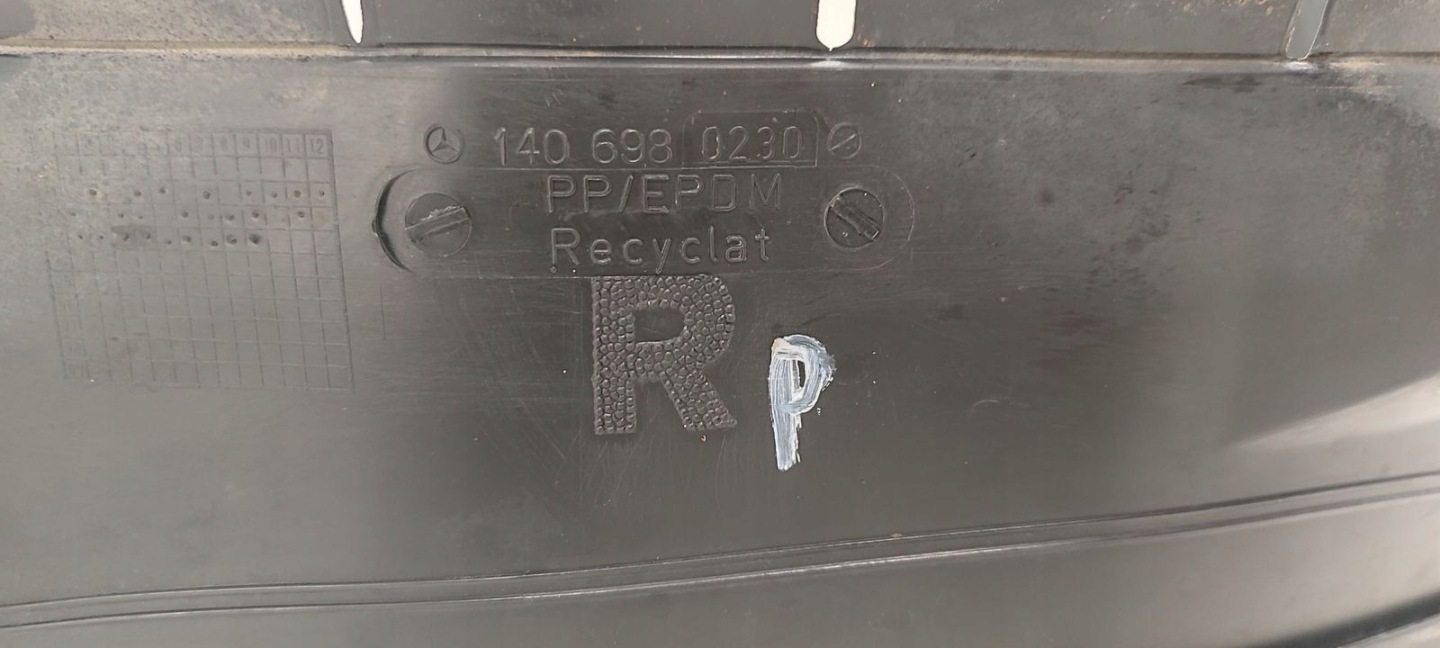 podblatník předek přední pravé Mercedes W140 3,2