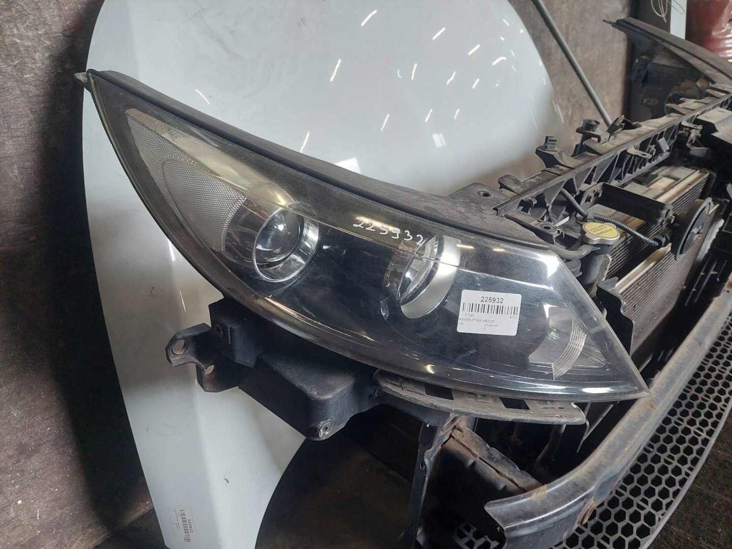 complete front bonnet bumper light KIA SPORTAGE III WD ID: 225932
