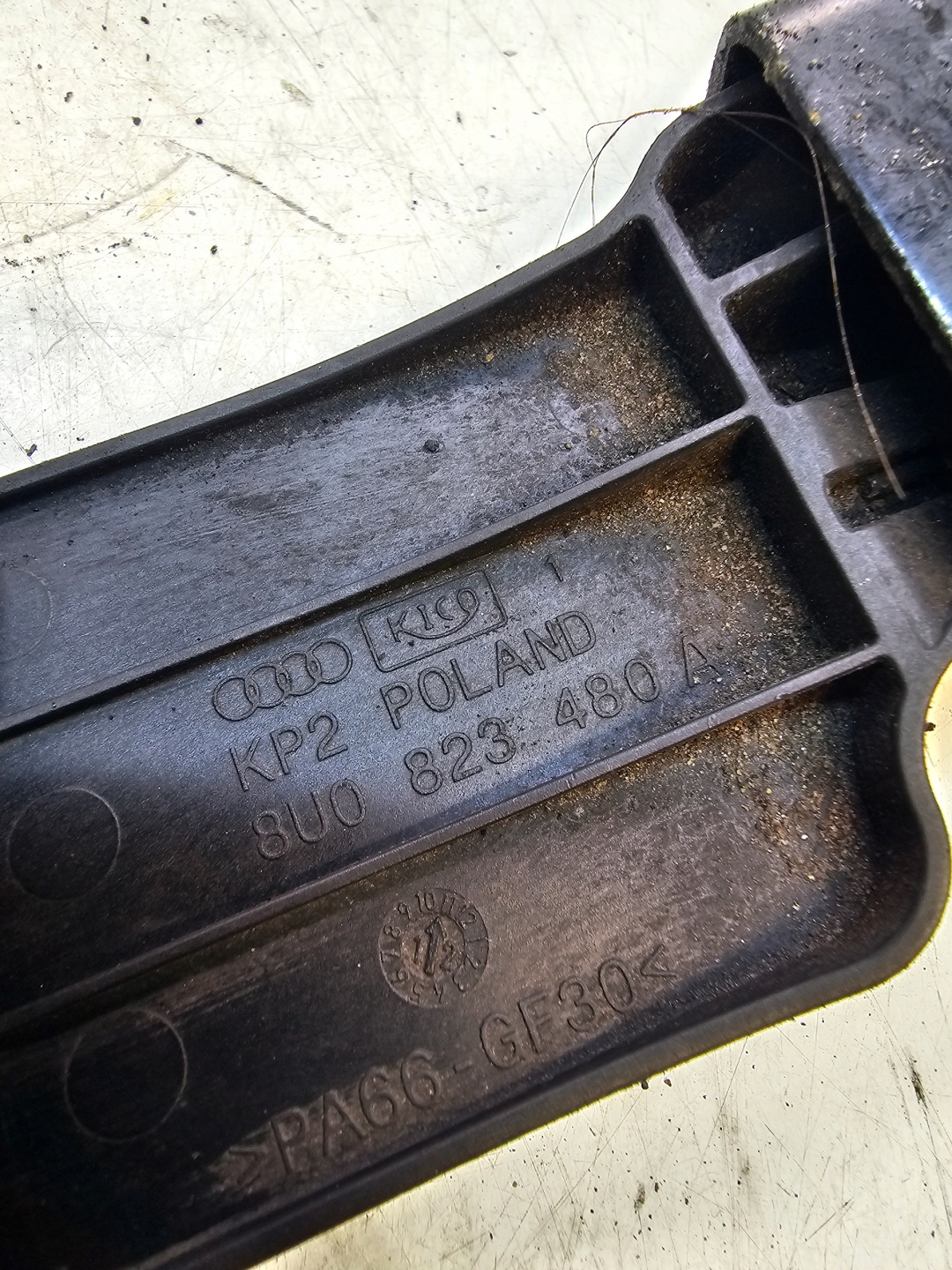 bonnet latch lock RYGIEL AUDI Q3 8U 8U0823480A
