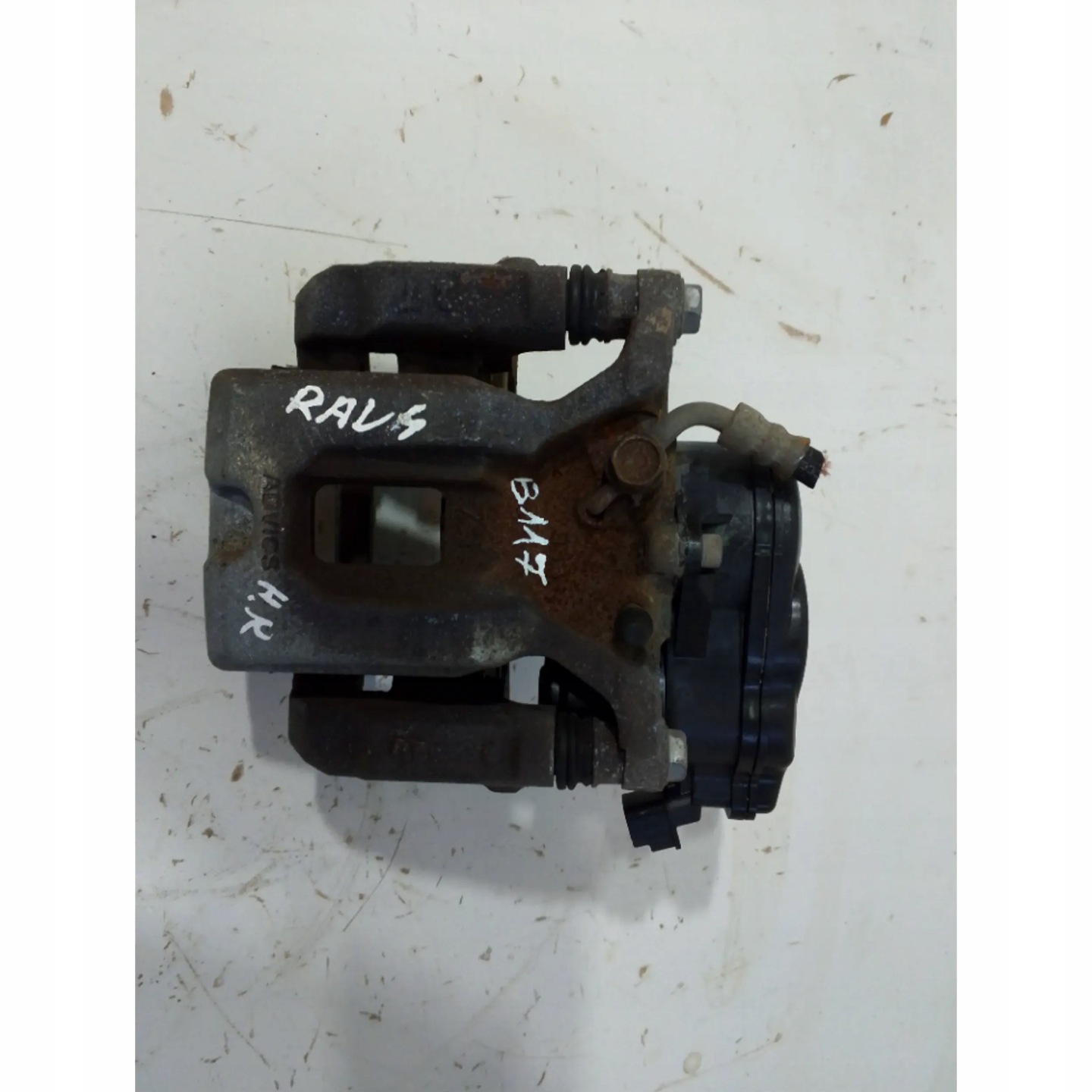Toyota Rav4 V caliper brake right rear (B117)