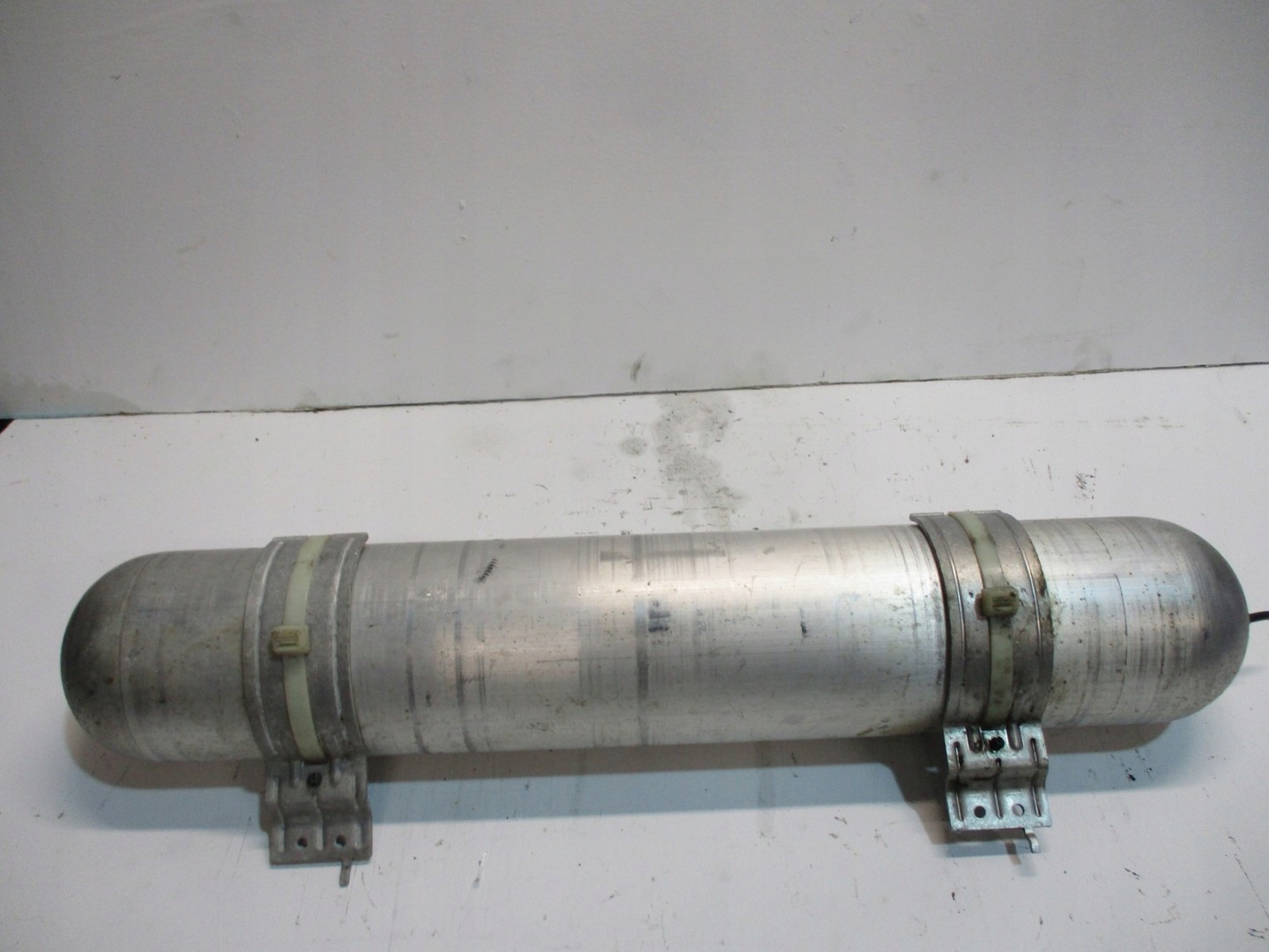 Behälter luft TESLA X 1027921-00-B