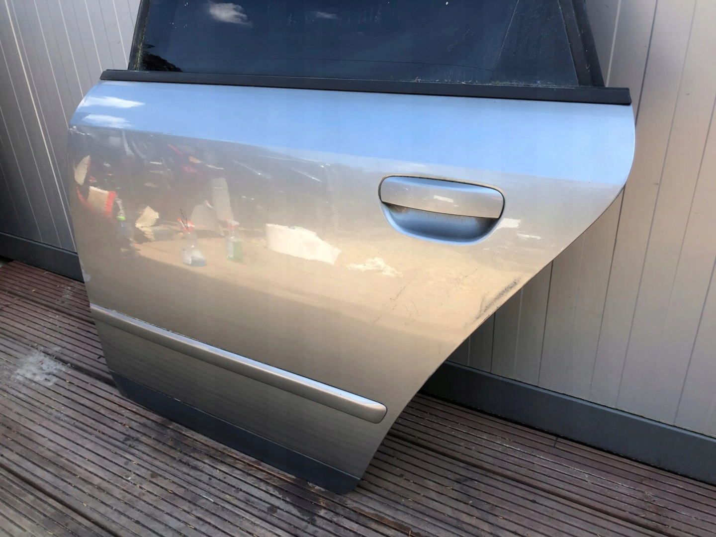 AUDI A4 B6 KOMBI complete door left rear part