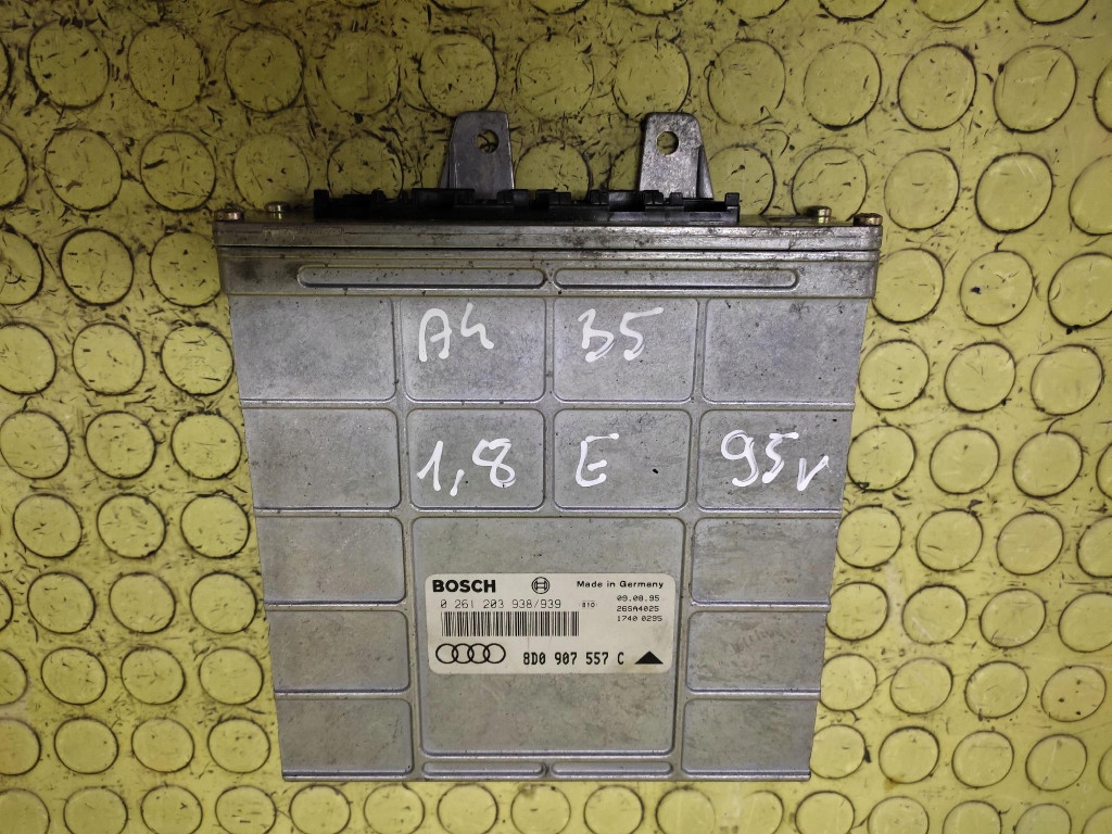 AUDI A4 B5 1.8 control unit of the engine 0261203938