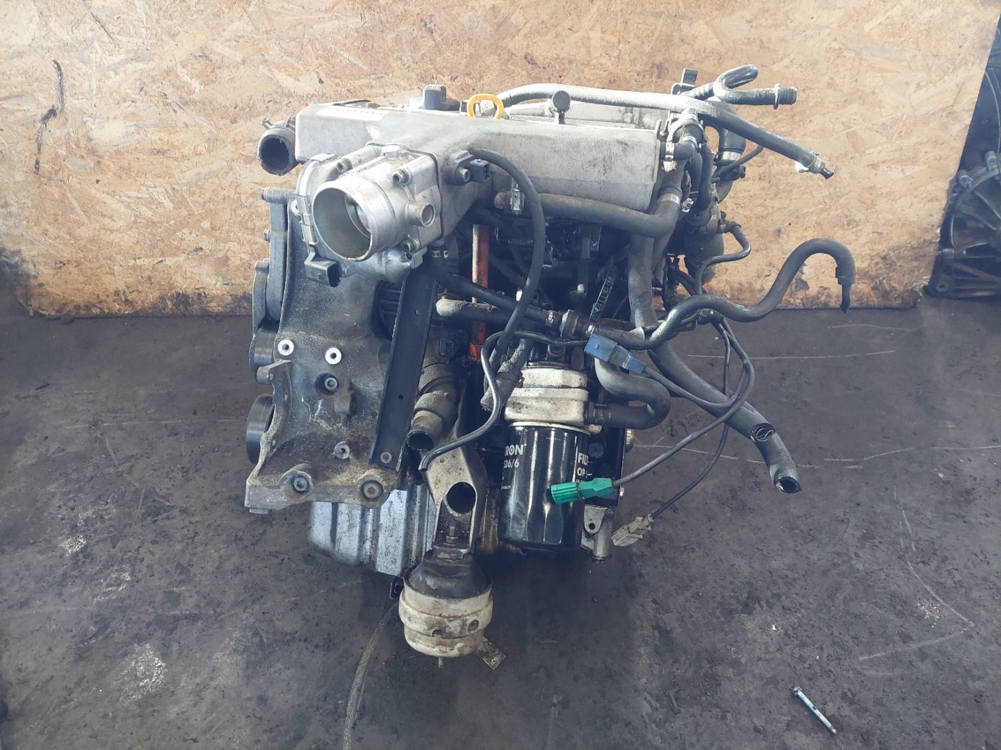engine petrol AUDI A4 B6 AVJ