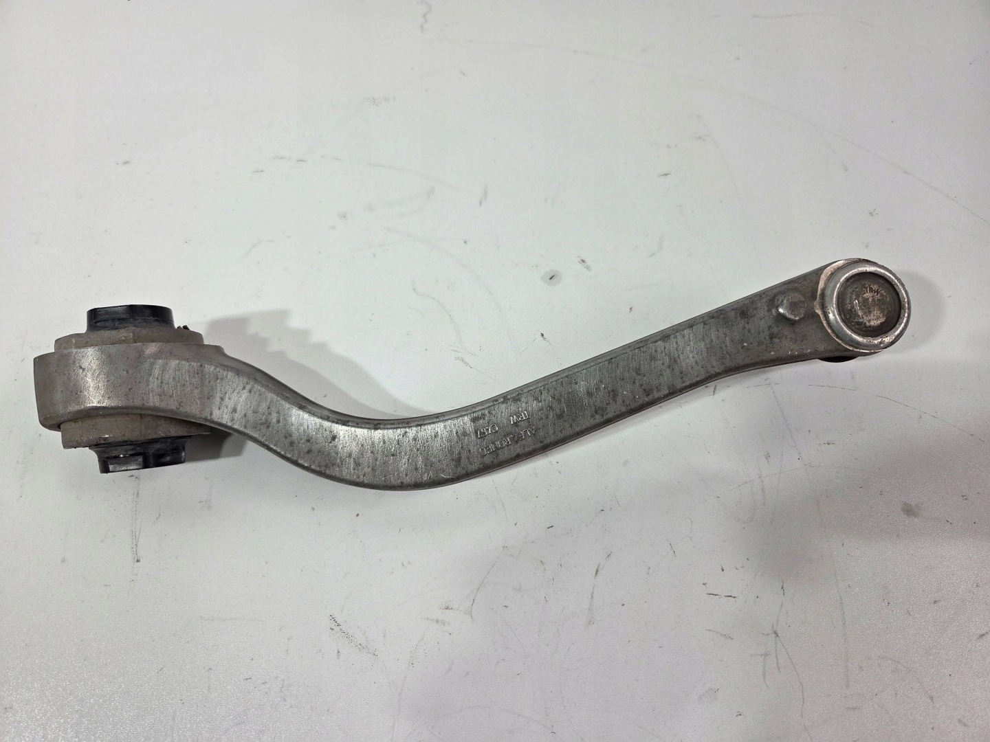 Alfa Romeo Giulia arm front left K2059-01 front NAPED (Q687)