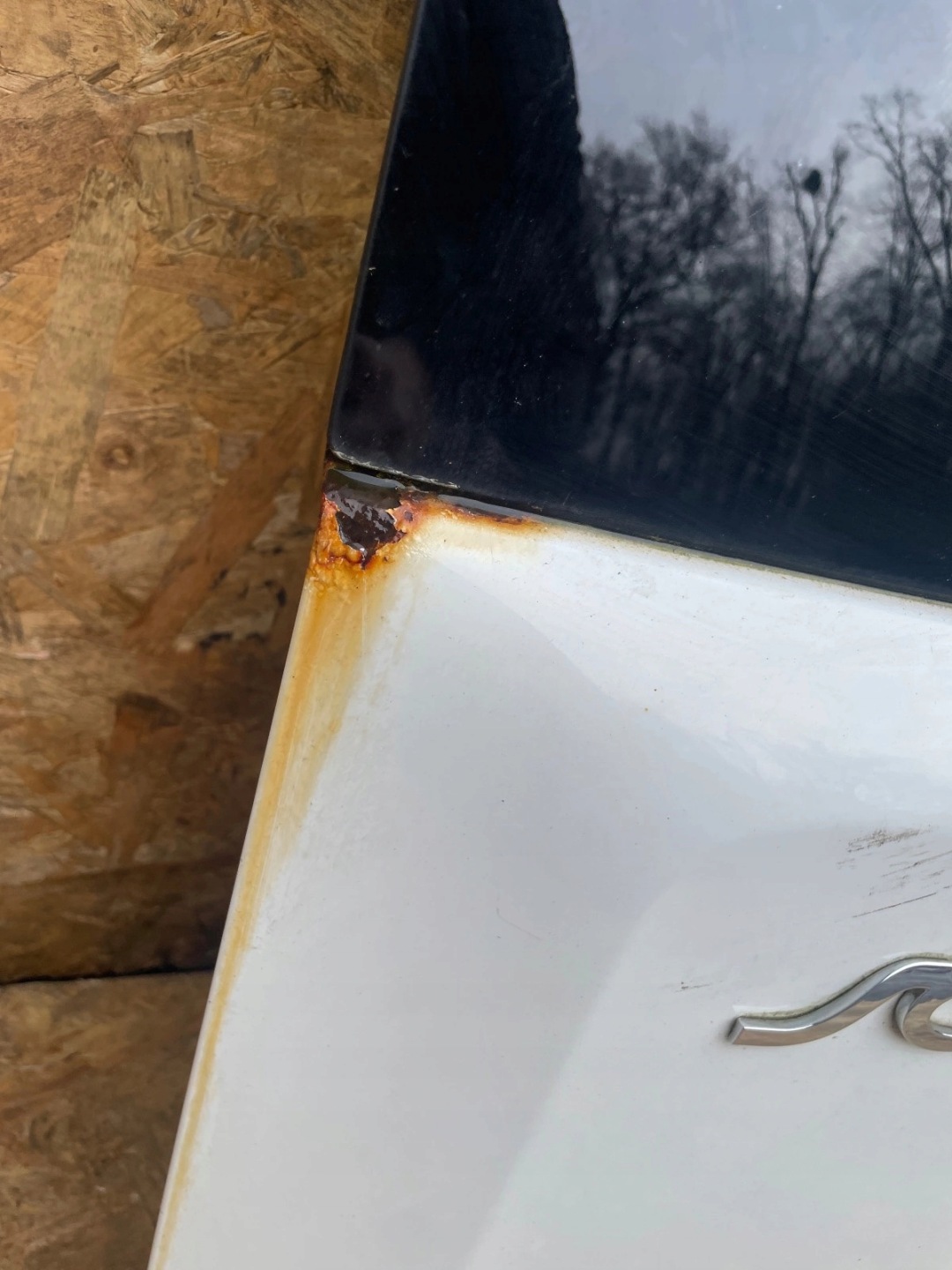 complete trunk door boot rear part Kia Soul and biala rdza