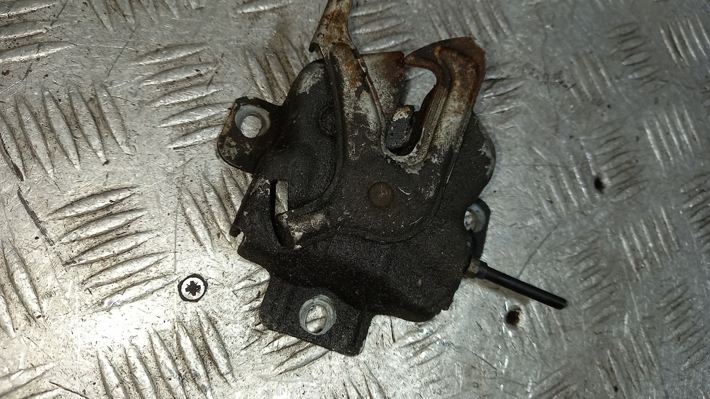 lock PRZEDNIEJ bonnets FIAT SEDICI