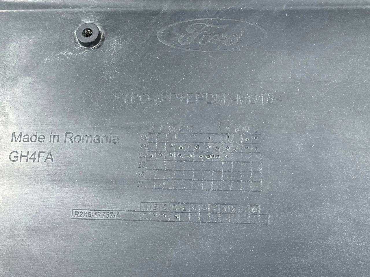 FORD TRANSIT COURIER 2023-> bumper front R2X6-17757-A