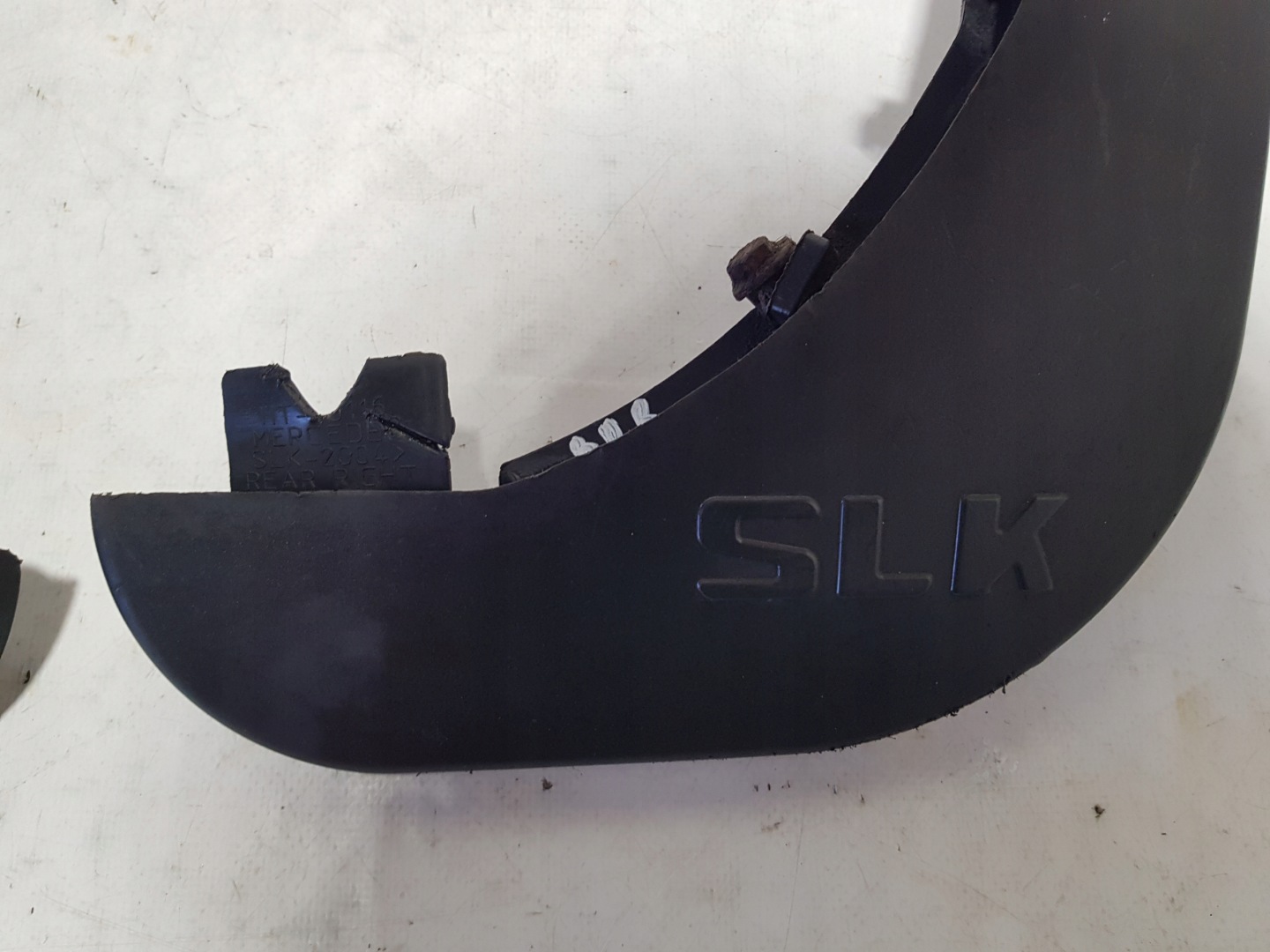 paraspruzzo parafanghi MERCEDES SLK R171 W171