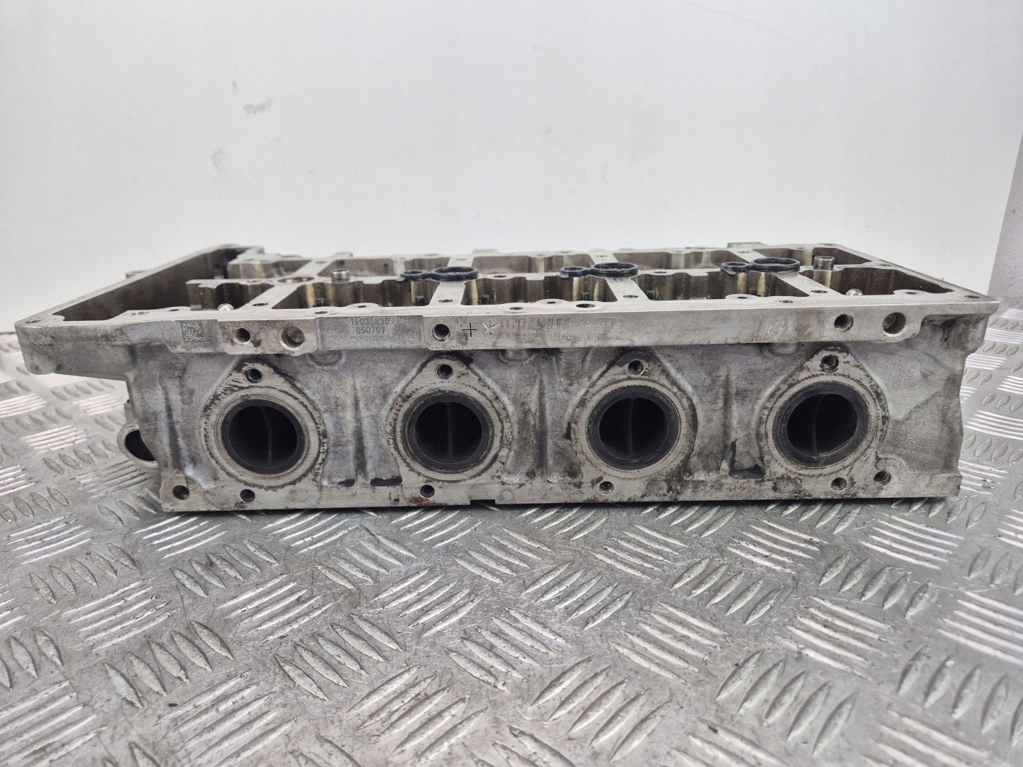 testata motore BMW 3 E90 E91 320d 7797678 N47D20A