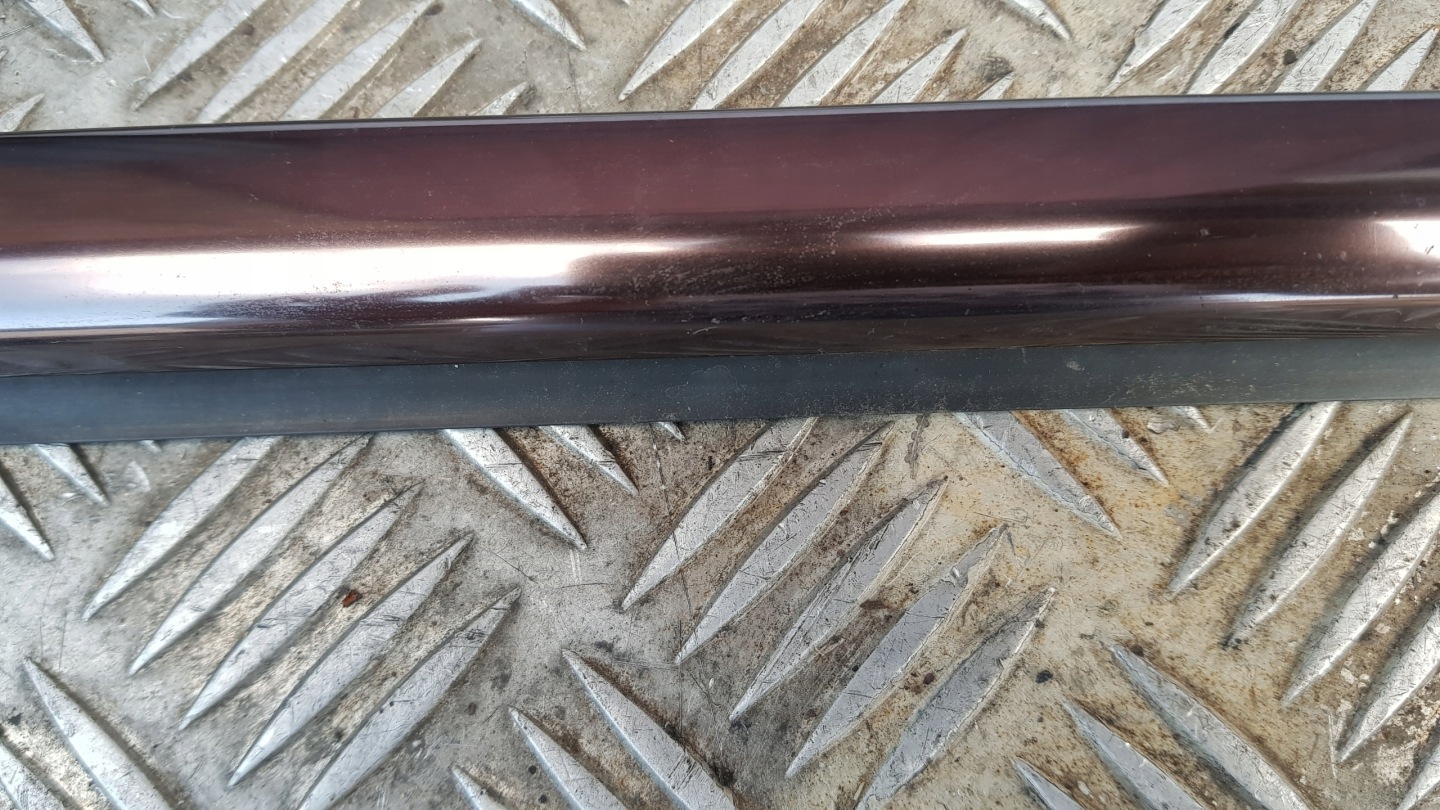 MERCEDES W203 moulding dust left right front