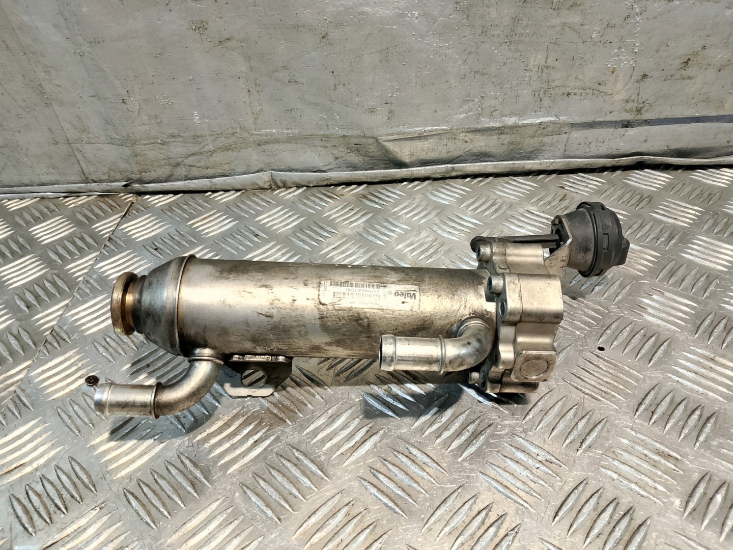 Radiatore / Raffreddatore EGR VOLVO V50 e 1 2.4 D VALEO 880172N