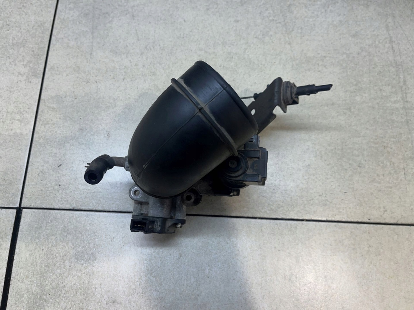 Valvola a farfalla KIA CARENS II 1.6 16V 0280140571
