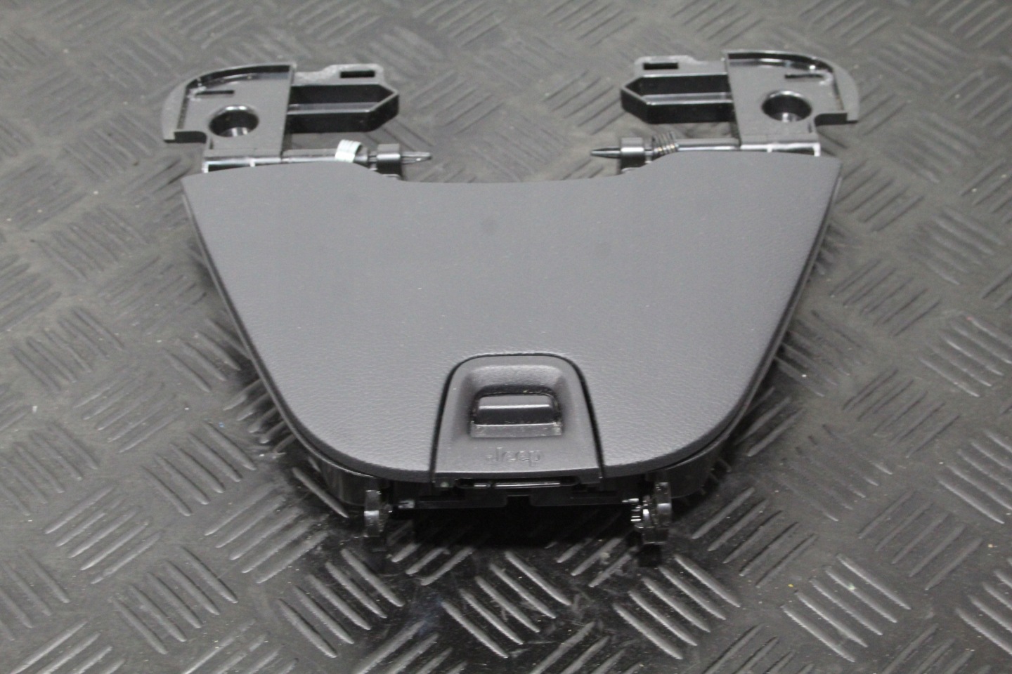 passenger compartment consoles JEEP CHEROKEE KL