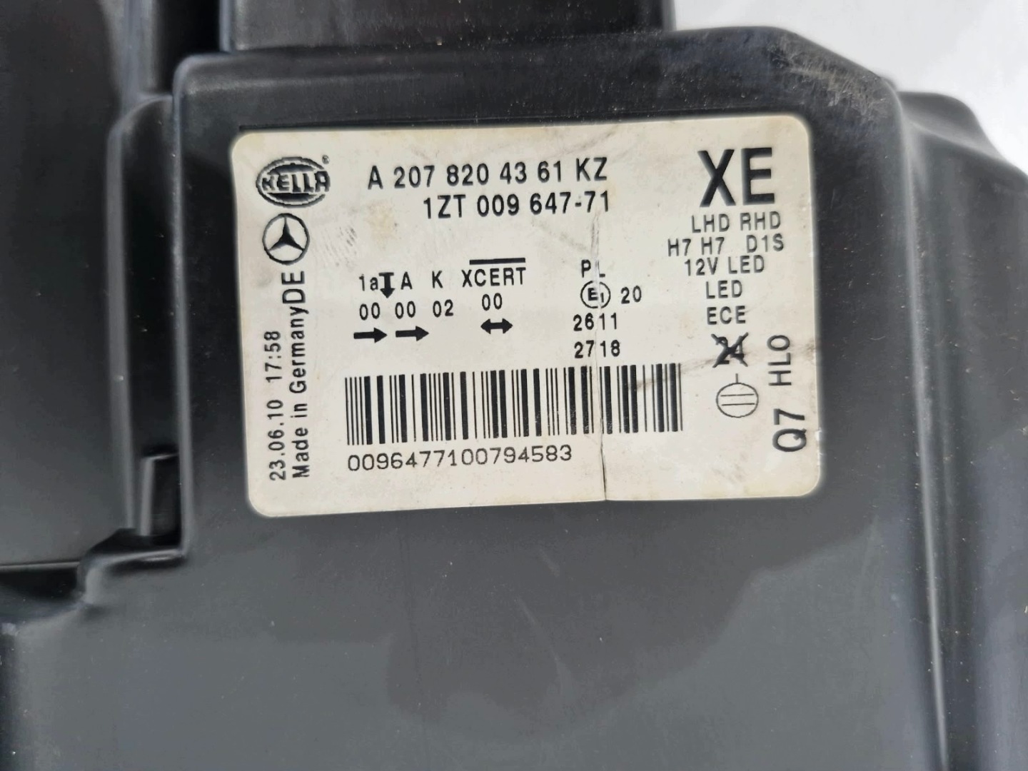 light left Mercedes E Klasa W207 Coupe Bi-Xenon