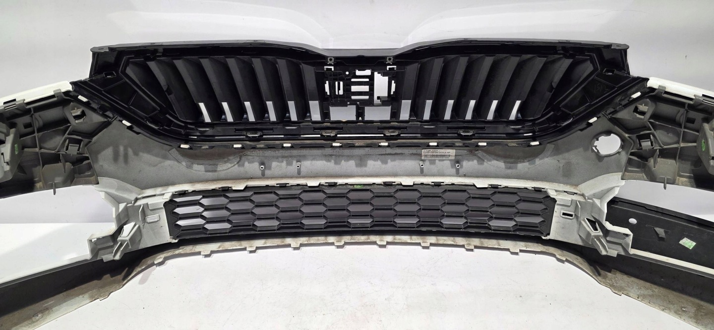 front bumper grille SKODA SCALA 19- original 657807221