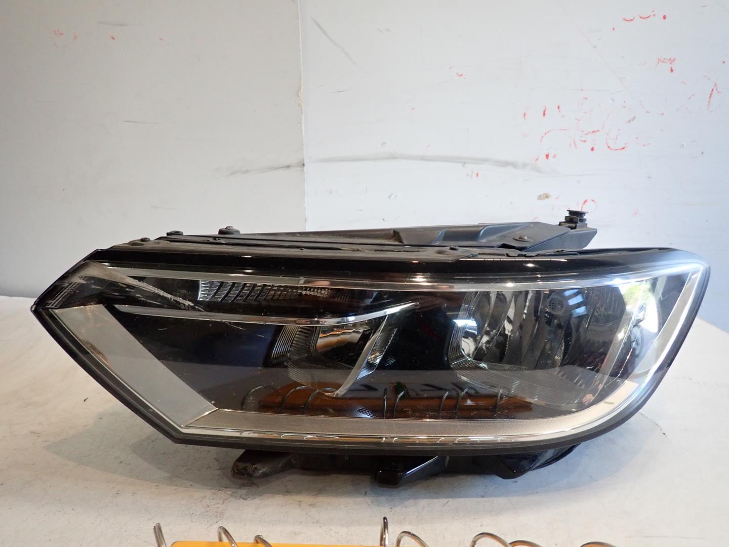 light front front left VW PASSAT B8 2014- 3G1941005B