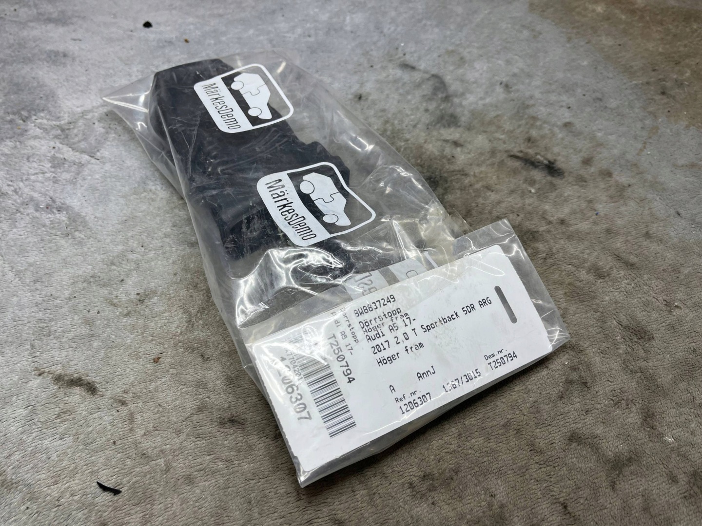 limiter door przednich Audi A5 8W8837249