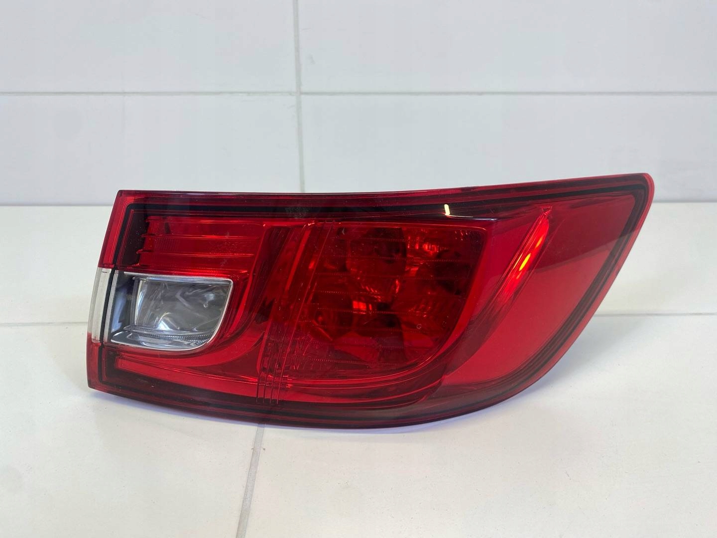 light rear right side Renault Clio 4 2015 265502831R