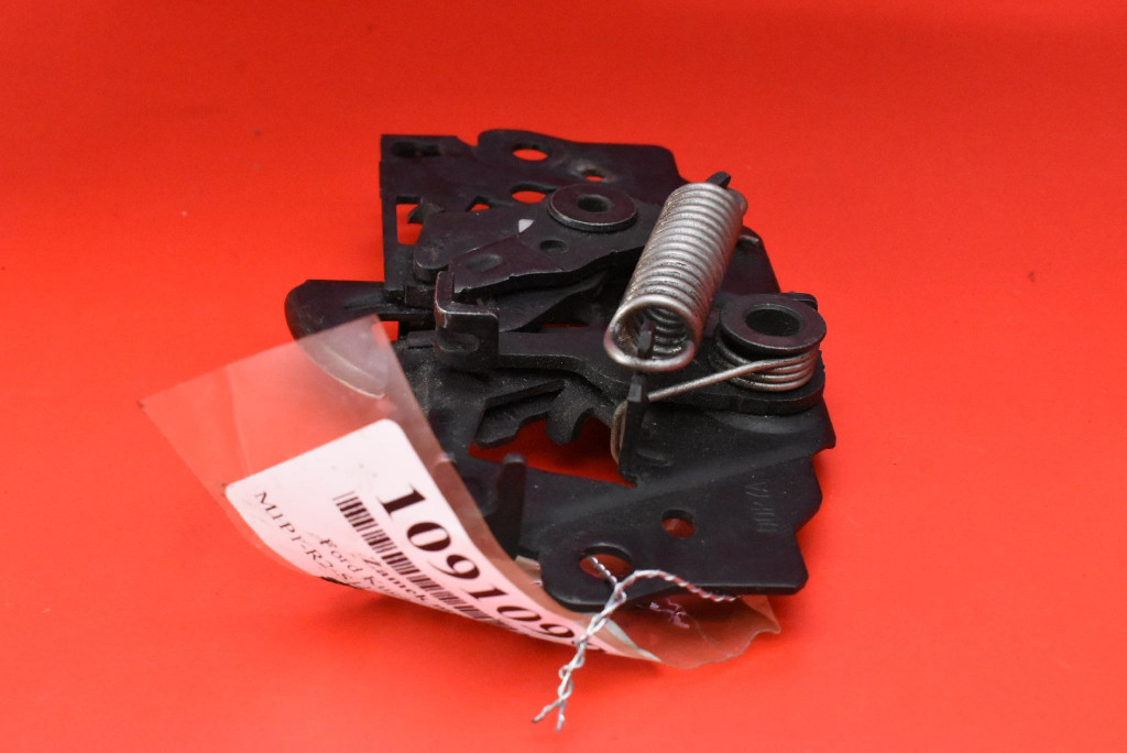 lock RYGIEL bonnets BM5A-16700-AF FORD KUGA MK2 13-20