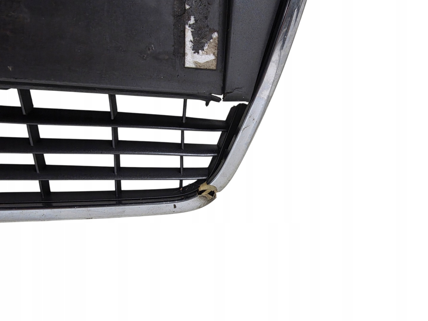 AUDI A6 C6 2006 grille complete ORG. CHROM 4F0853651