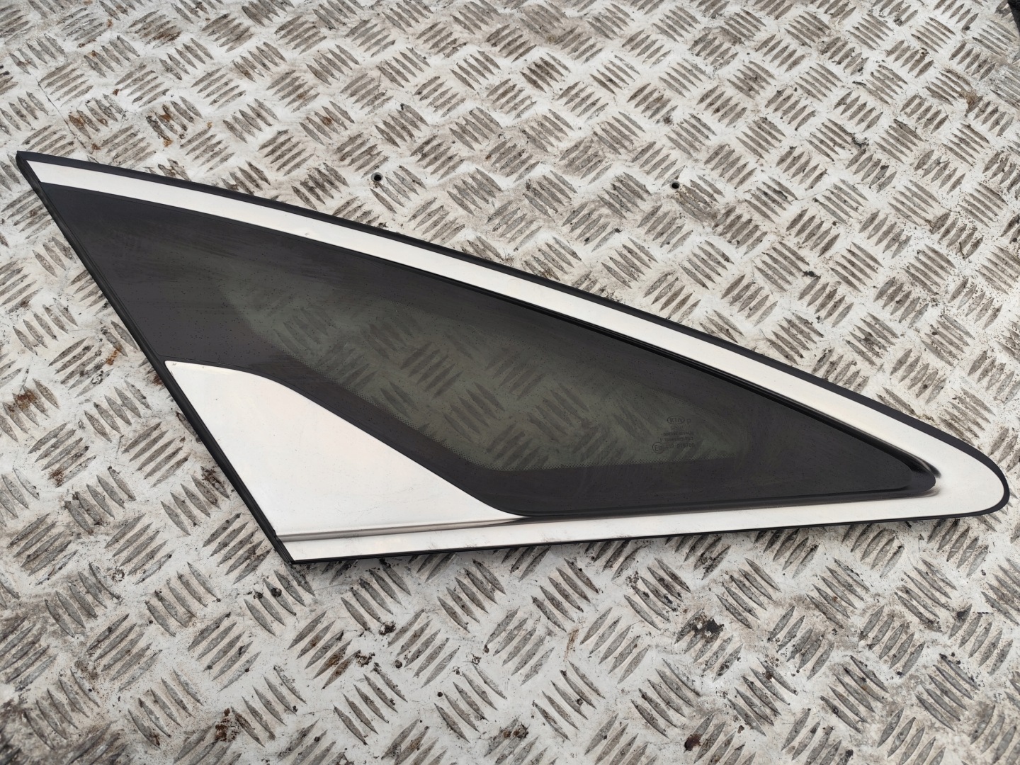 KIA PRO CEED III window bodywork rear part left right