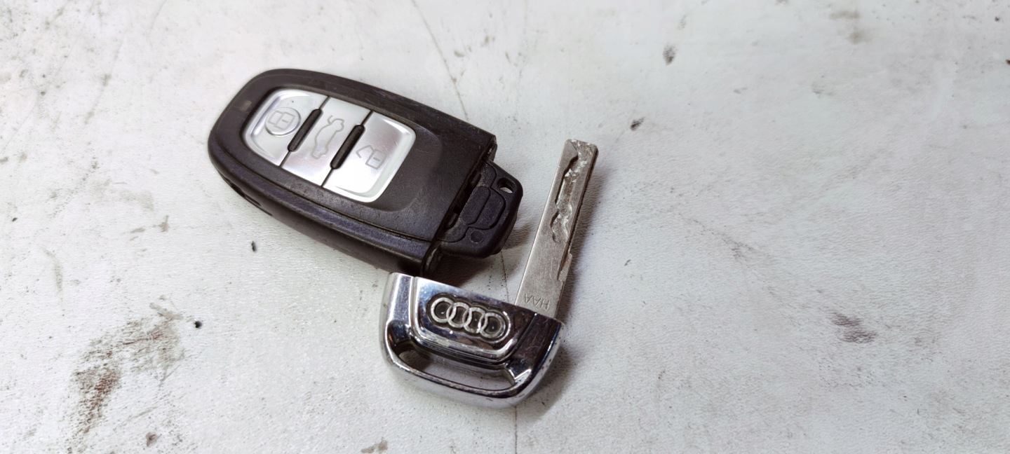 Clé PILOT AUDI A4 S4 B8 A5 S5 A6 A7 4G0959754K