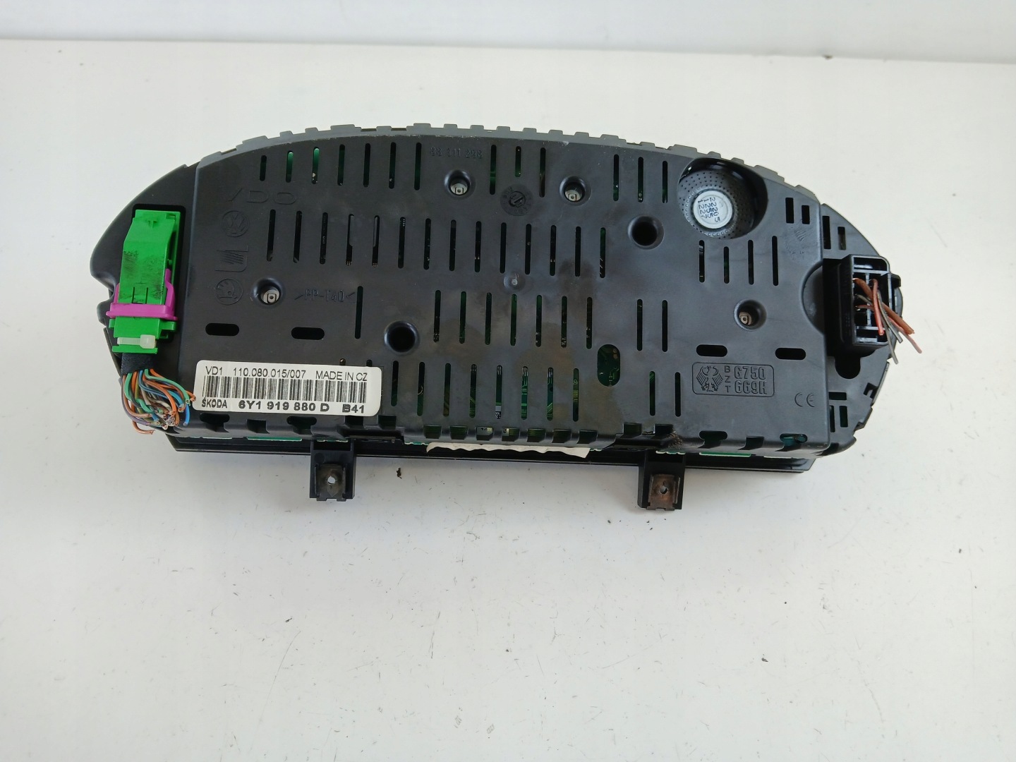 SKODA FABIA and 1.9 TDI dials dials 6Y1919880D