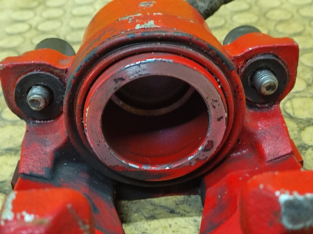 VW GOLF IV 1.9 TDI 4X4 caliper brake right front
