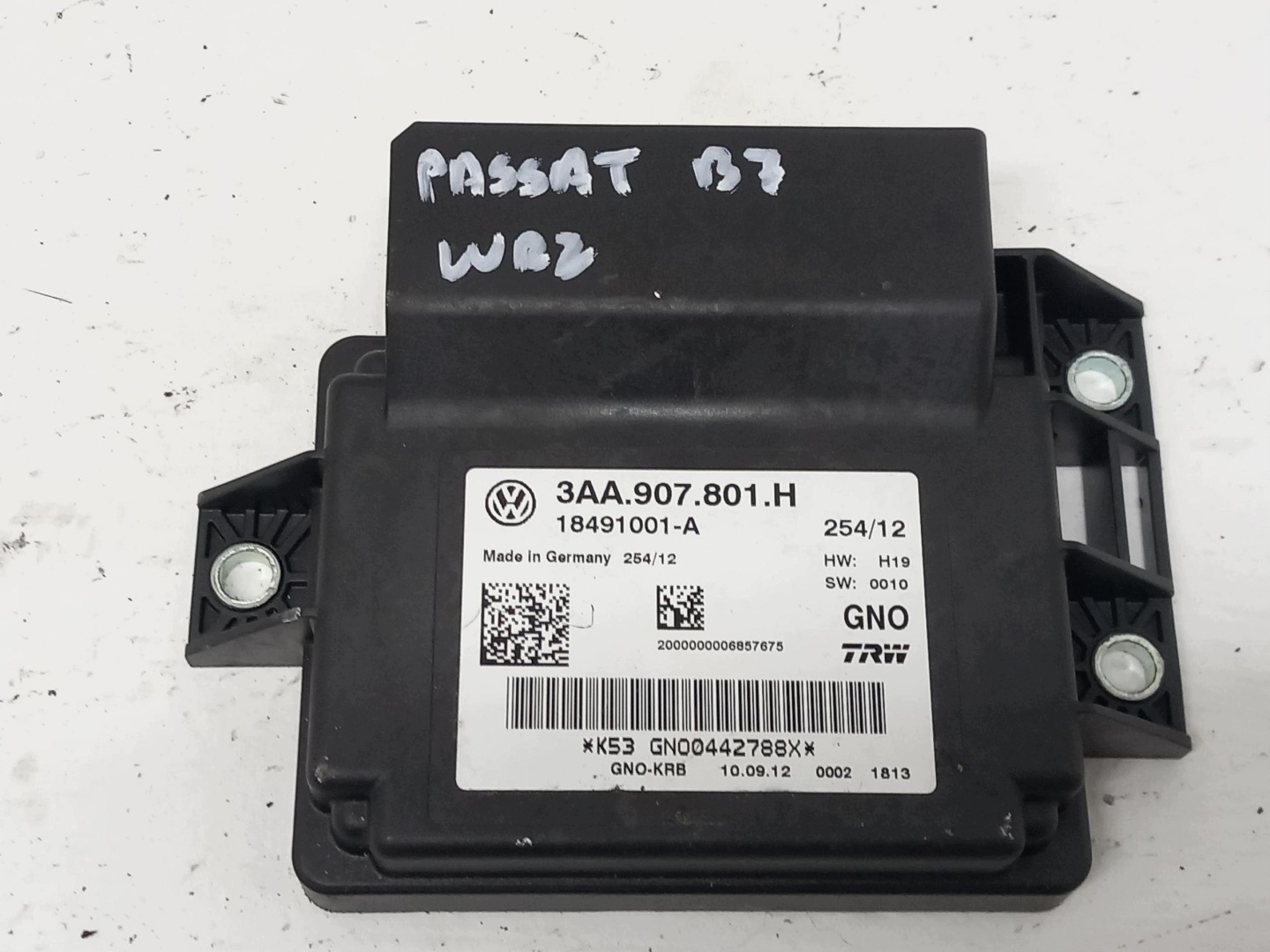 VW PASSAT B7 CC SHARAN module control unit electric brake EPB 3AA907801H OEM