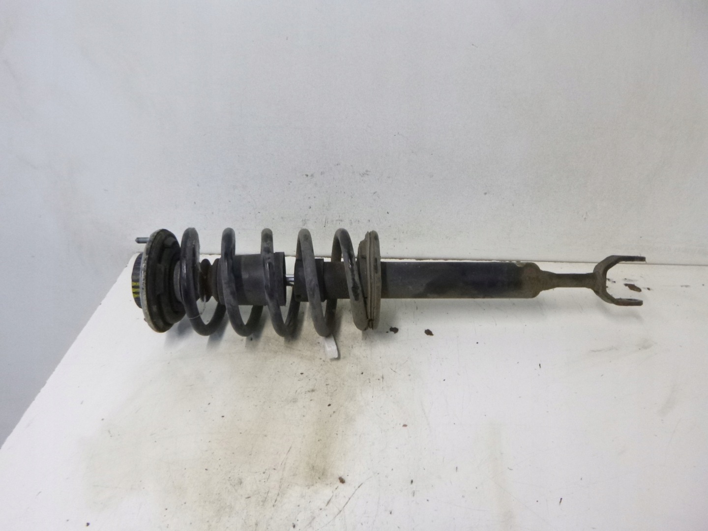 shock absorber front Volkswagen Passat B5 2.8 99r.