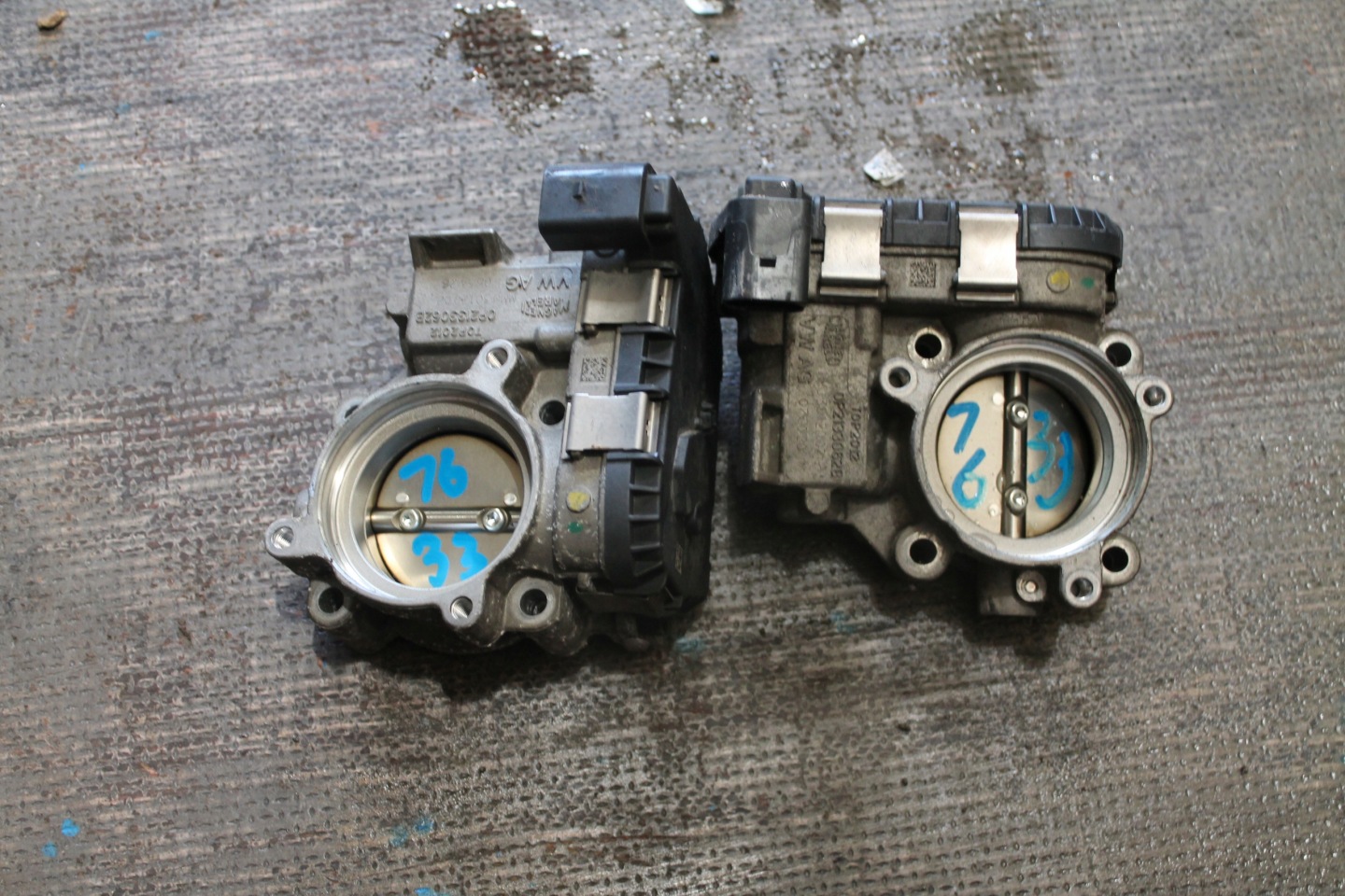 1633. throttle flap AUDI 0P2133062B