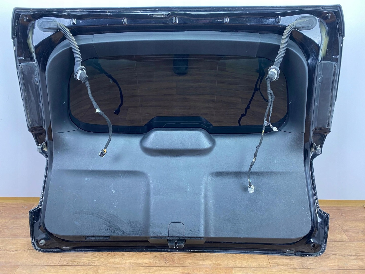 trunk door boot rear part Ford Explorer MK6 20+
